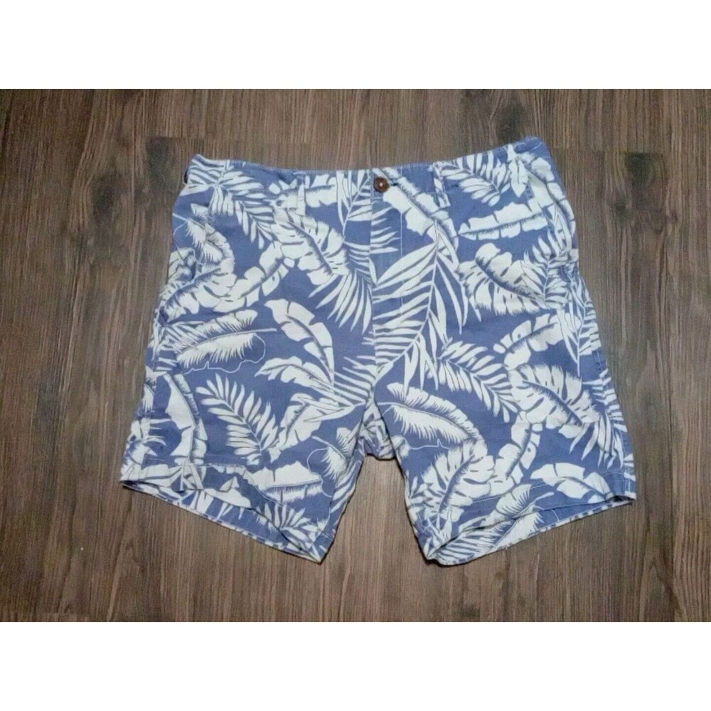 American Eagle Prep Shorts Mens Size 38 Blue Leaf Print Flat Front Classic